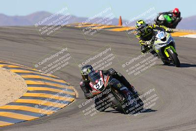 media/Jan-22-2023-CVMA (Sun) [[66d43cdebf]]/Race 8 Supersport Middleweight Shootout/